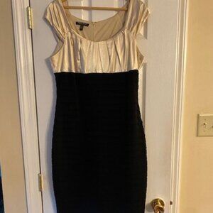 London Style Nights Women's Gold Satin & Black Pleated BodyCon Party Dress Sz 14